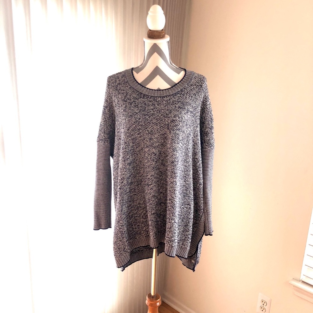 CAbi Knit Oversized Sweater | Navy | Extra Small